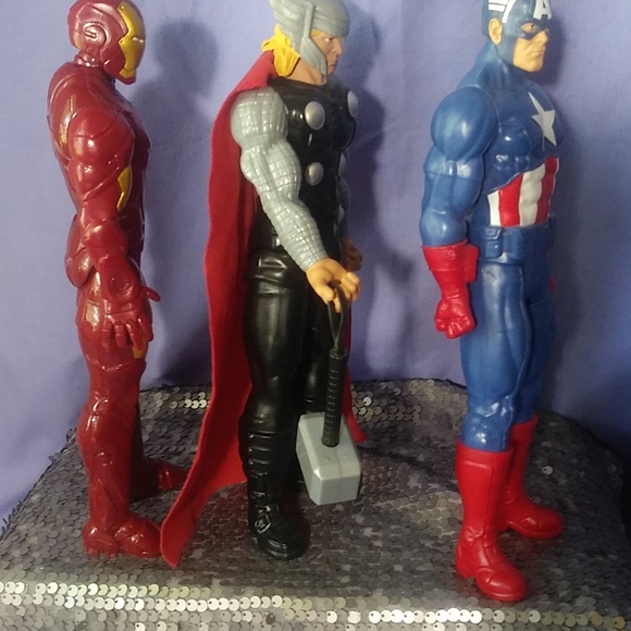 Marvel's Iron Man, Captain America, & THOR,12 INCH - Picture 3 of 12